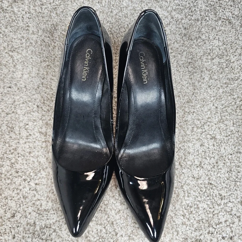 Calvin Klein Brady Patent Black Pointed‎ Toe Stiletto Pumps Women's Size 8M